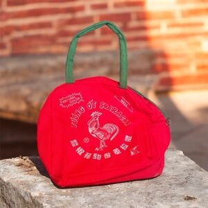 SHEIN Vibrant Sriracha hot sauce fun lunchbox